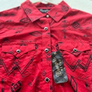 Wrangler Retro Red and Black Western Snap Button Shirt - Small